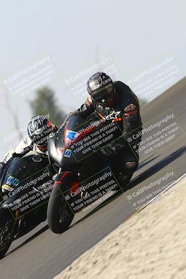 media/Sep-20-2025-TrackDaz (Sat) [[27f0cde673]]/B Group/1120am (Turn 2)/